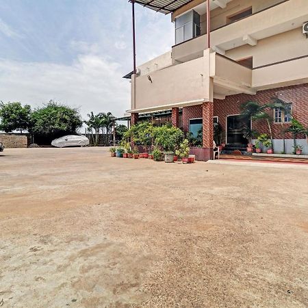 Oyo 81409 Hotel Sivajothi Tuticorin Exteriér fotografie