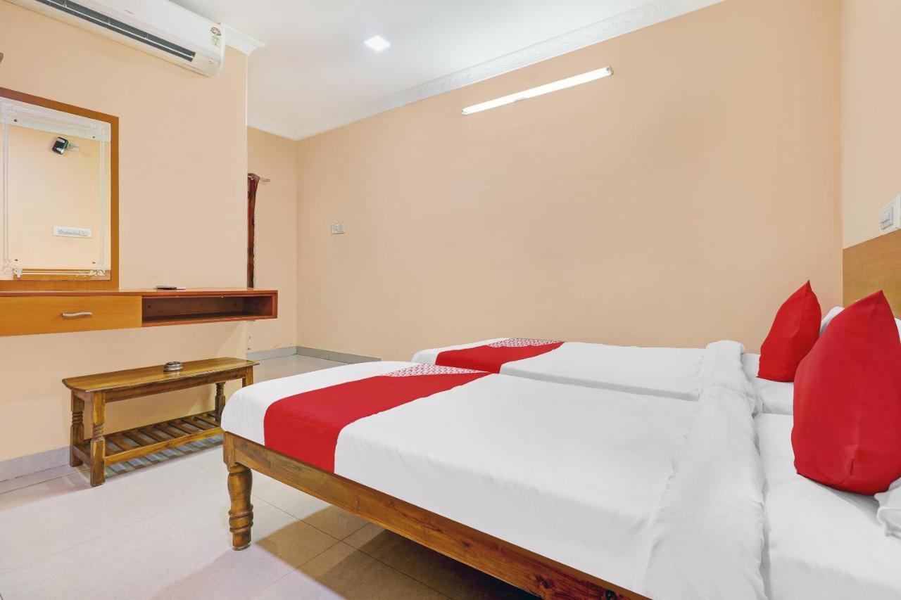 Oyo 81409 Hotel Sivajothi Tuticorin Exteriér fotografie