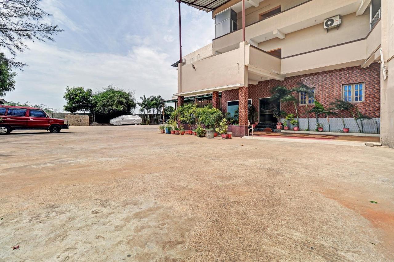 Oyo 81409 Hotel Sivajothi Tuticorin Exteriér fotografie